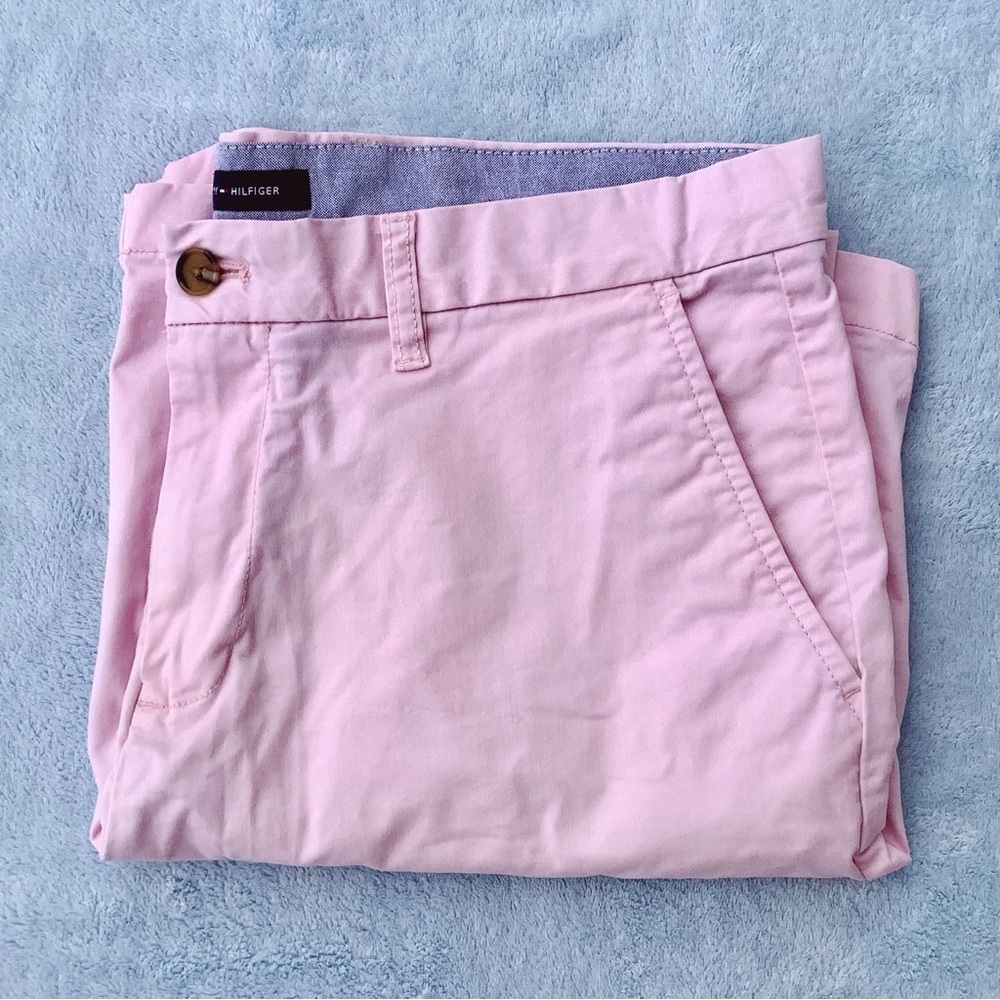 Tommy Hilfiger Pink Chino Shorts Men’s size 36